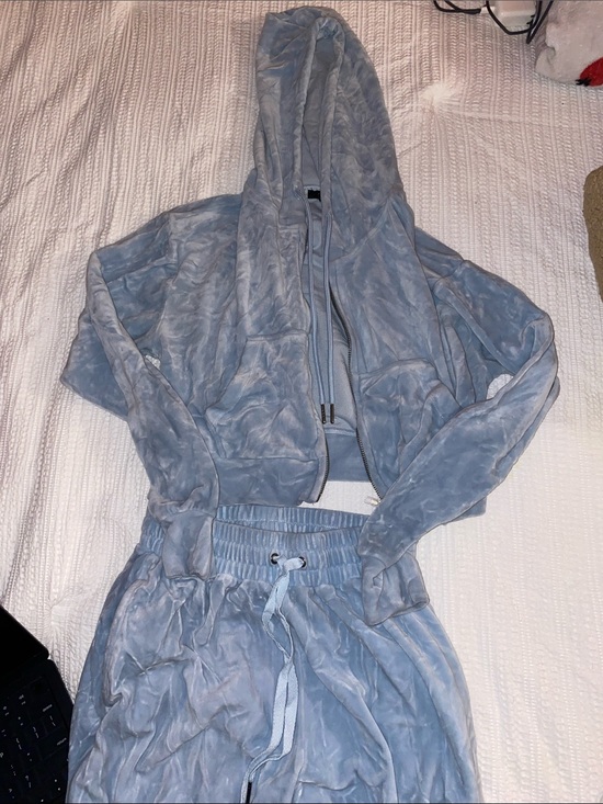 Forever 21 Other - Forever 21 Light Blue Velour Hoodie & Jogger Set